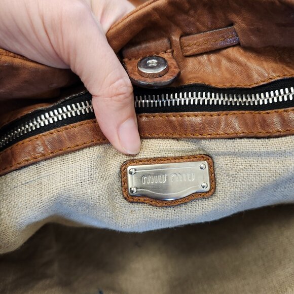 Miu Miu brown leather shoulder bag - Picture 11 of 15